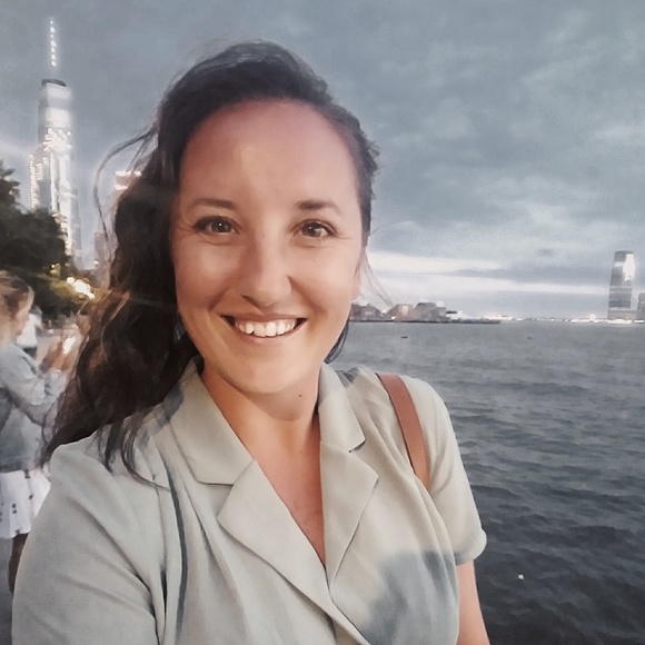 Meet your Posh Ambassador, Renee. - Picture 1 of 3